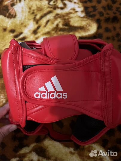 Боксерский шлем adidas