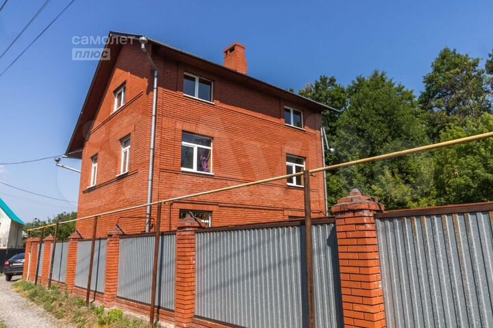 Дом 167 м² на участке 10 сот.