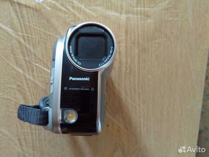 Видеокамера panasonic VDR-D51EE-S