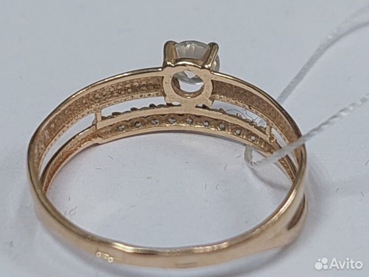 Кольцо с камнями золотое