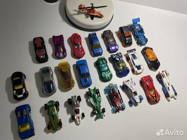 Hot wheels машинки