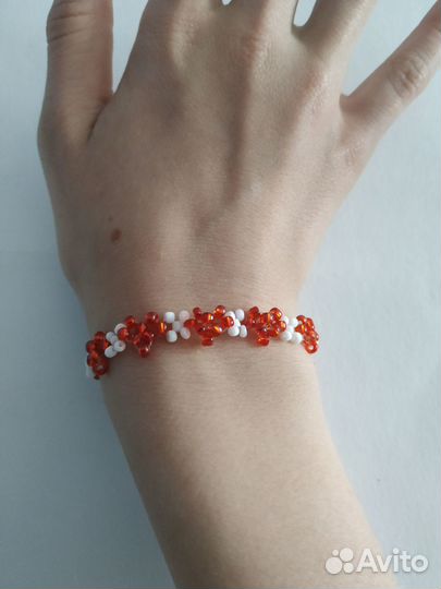 Браслет из бисера