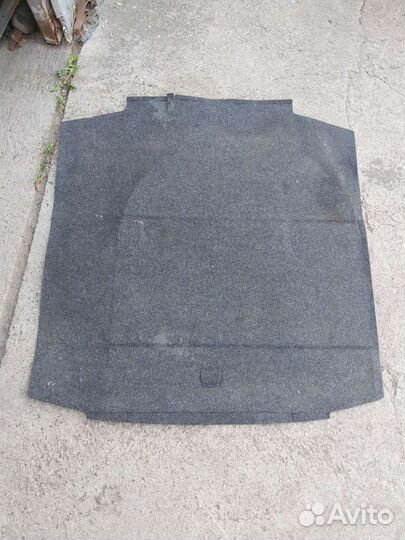 Пол багажника шкода Рапид