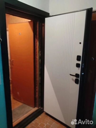 Дверь входная металлическая новая с терморазрывом