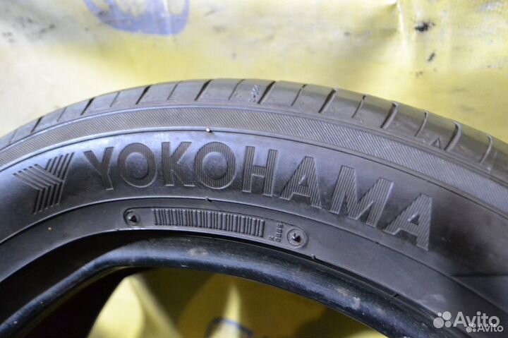 Yokohama Advan dB V552 205/55 R16