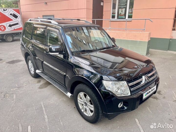 Mitsubishi Pajero 3.2 AT, 2010, 199 000 км