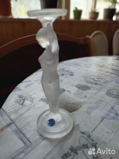 Статуэтка подсвечник