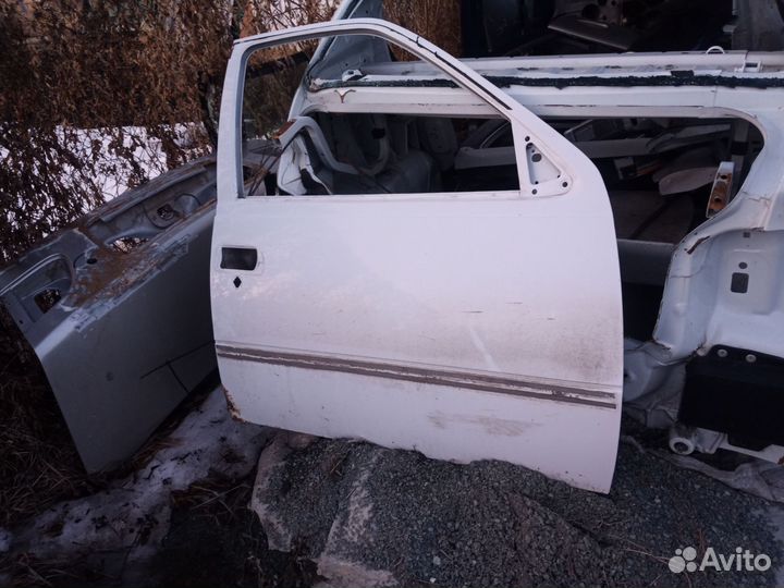 Дверь передняя правая daewoo nexia