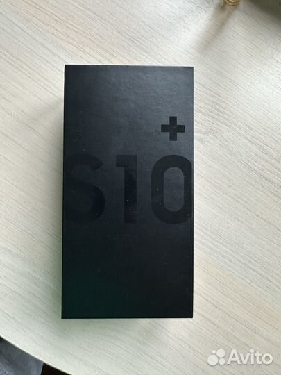 Samsung Galaxy S10+, 8/128 ГБ