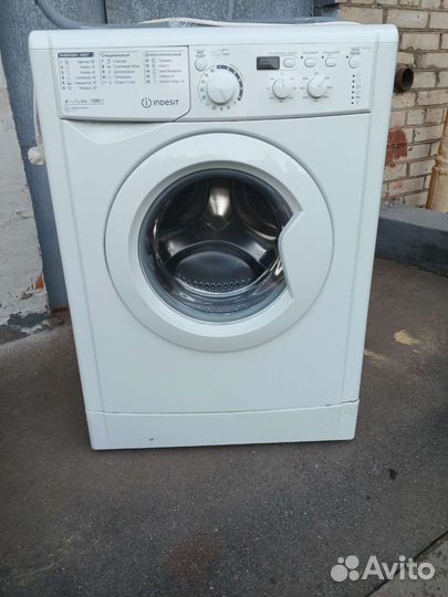 Indesit iwsd 51051