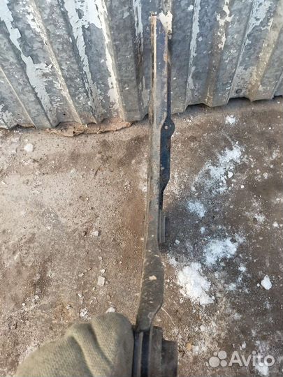 Передний левый рычаг renault megane 3