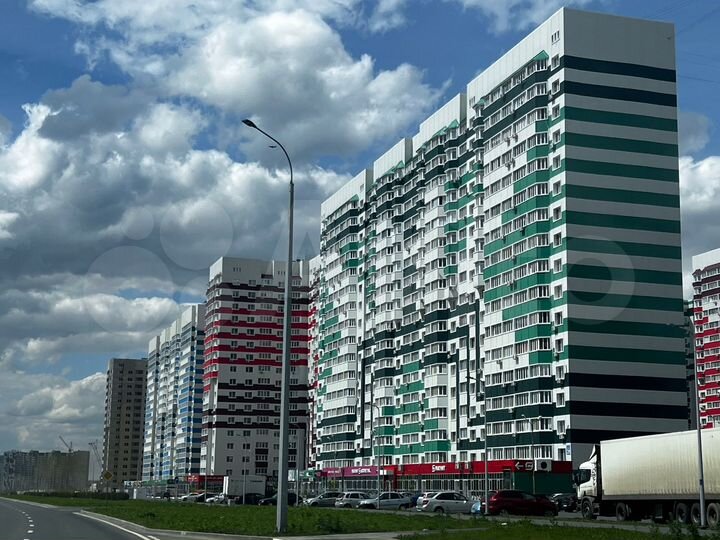 2-к. квартира, 60 м², 13/17 эт.