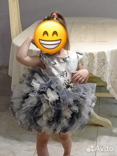 Платье для девочки на праздник