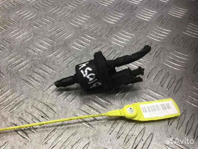 Клапан вентиляции топливного бака Ford Focus 02801