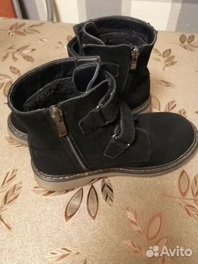 Новые замшевые сапожки