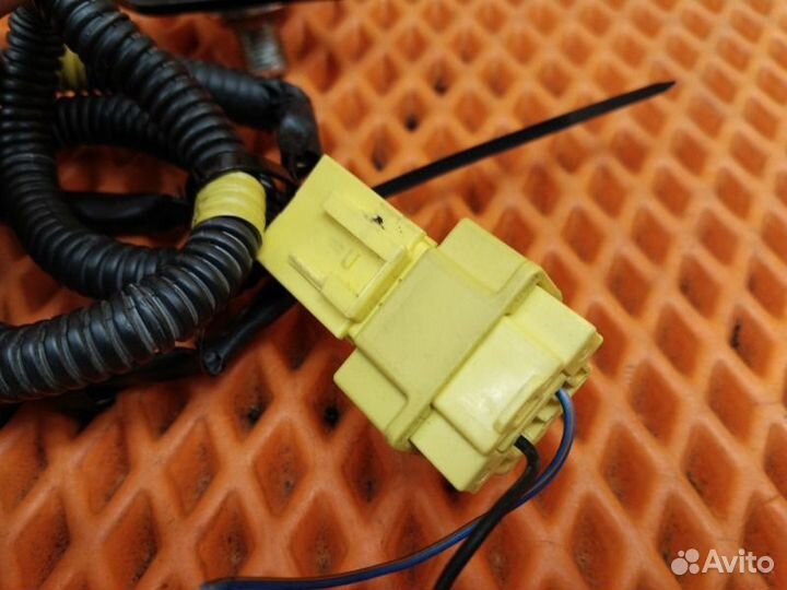 Замок ремня безопасности передний правый Kia