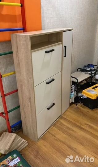 Обувница новая