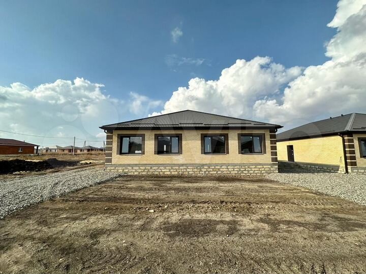 Коттедж 100 м² на участке 3 сот.