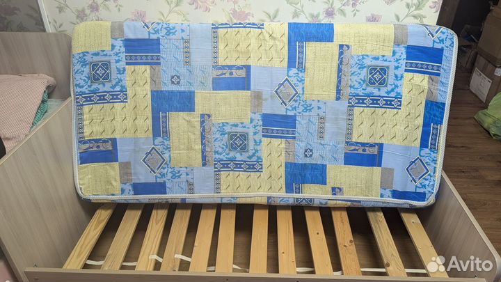 Детская кровать бу