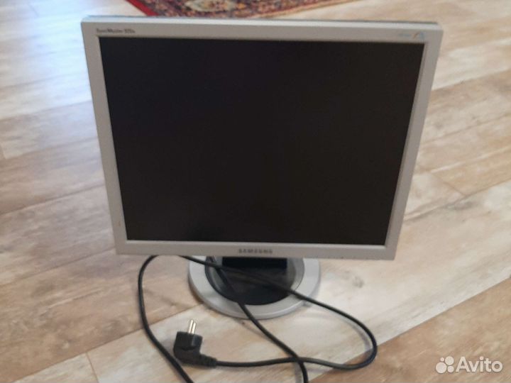 Монитор Samsung syncmaster 920n