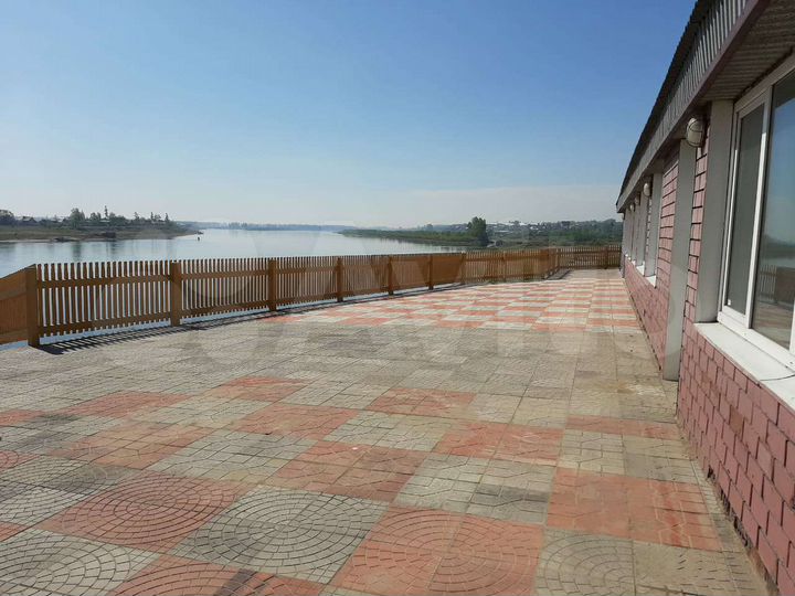 Общепит, 652 м²