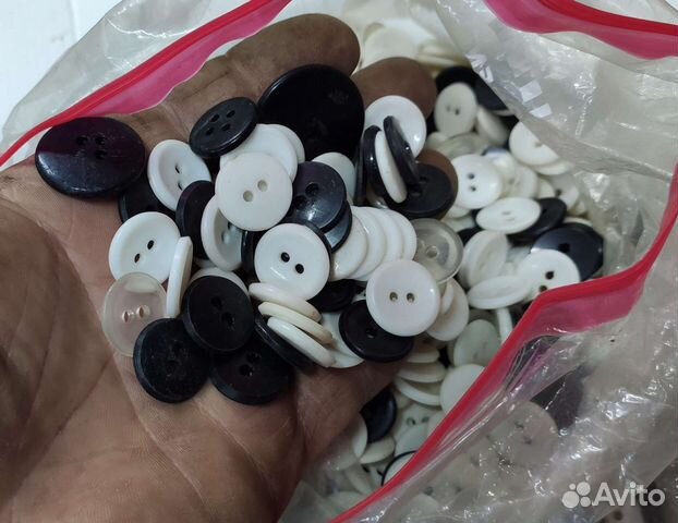 Пуговицы