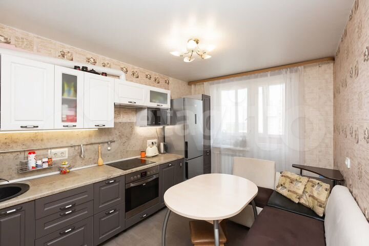 2-к. квартира, 63 м², 14/17 эт.