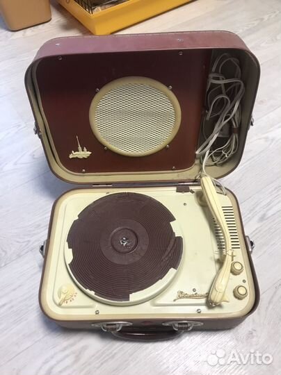Проигрыватель пластинок СССР Юбилейный