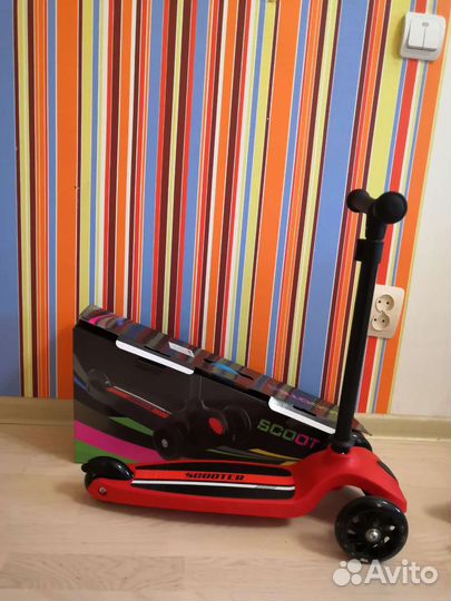 Самокат 3х колесный