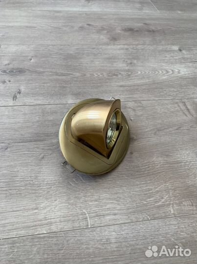 Светильник встраиваемый