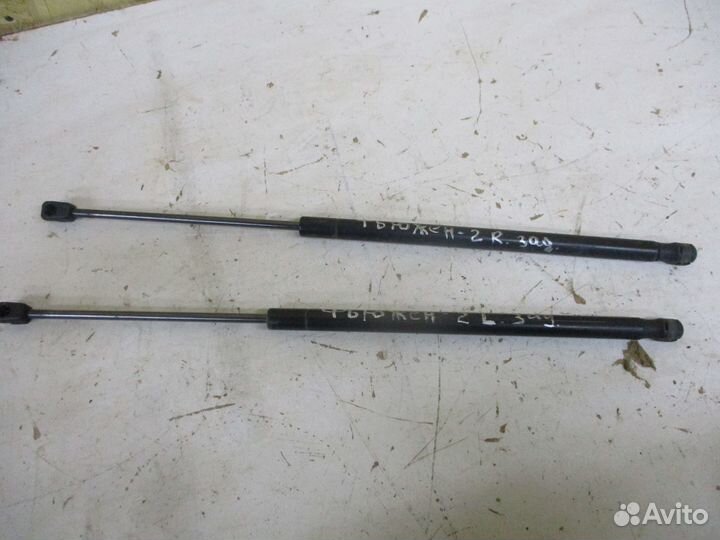 Амортизатор двери багажника Форд Фьюжн 2008