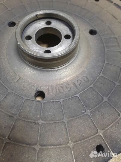 Маховик на луаз