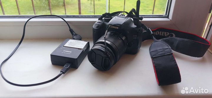 Зеркальный фотоаппарат canon 550d
