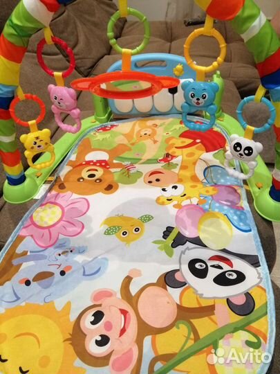 Развивающий игровой коврик с пианино