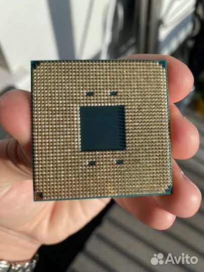 AMD Ryzen 5 5600x новый с чеком