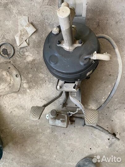 Вакумный усилитель и блок педалей Hyundai Porter 1