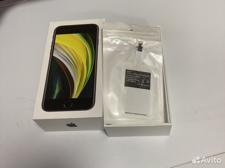 Беспроводная зарядка для iPhone