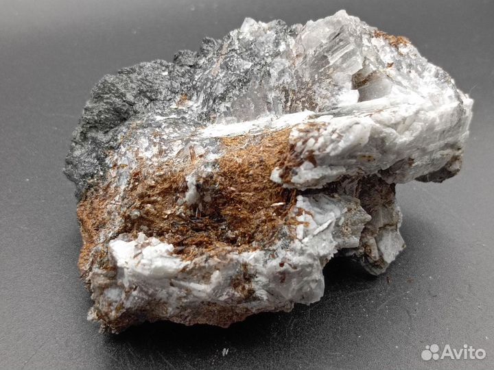 Астрофиллит, Натролит, Пектолит