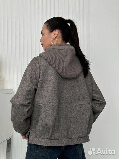 Женская куртка бомбер