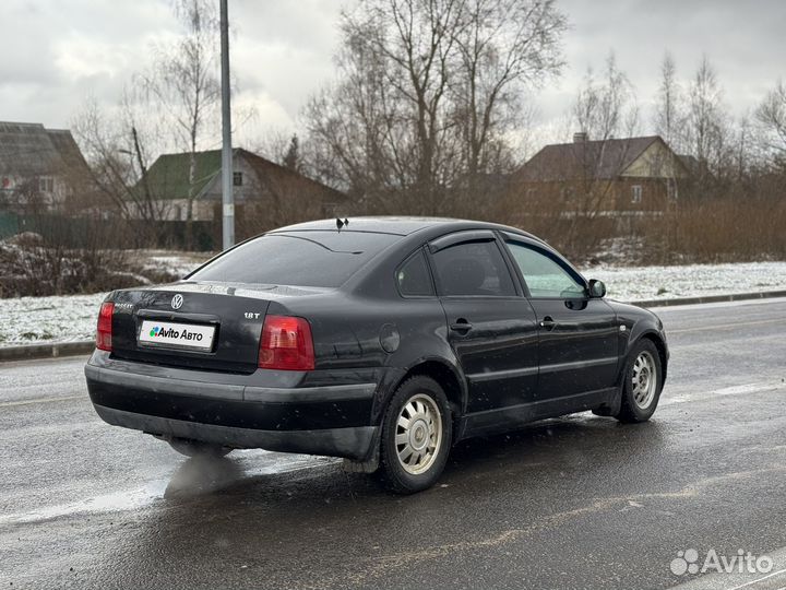 Volkswagen Passat 1.8 МТ, 1999, 293 000 км