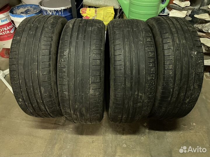 Pirelli P Zero 235/55 R18 100V