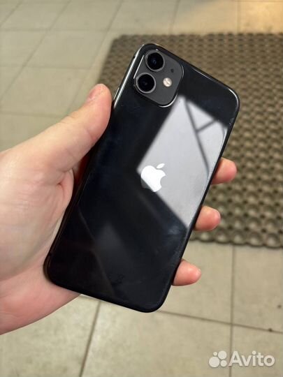 iPhone 11, 64 ГБ