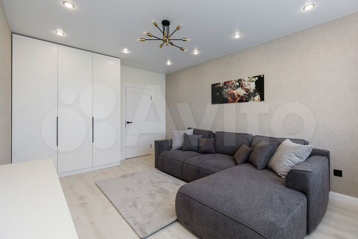 2-к. квартира, 57 м², 2/9 эт.