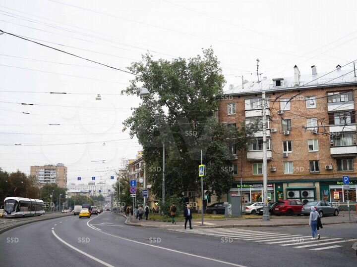 Сдам торговое помещение, 192 м²