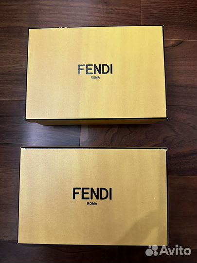 Коробка fendi