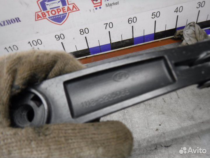 Поводок дворника передний правый Лада Калина 21114