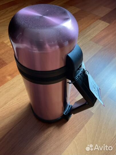 Термос 1,2 литра,новый,нержавстальной,с помпой