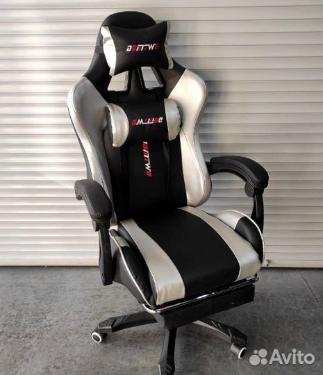 Игровое кресло. Геймерское кресло