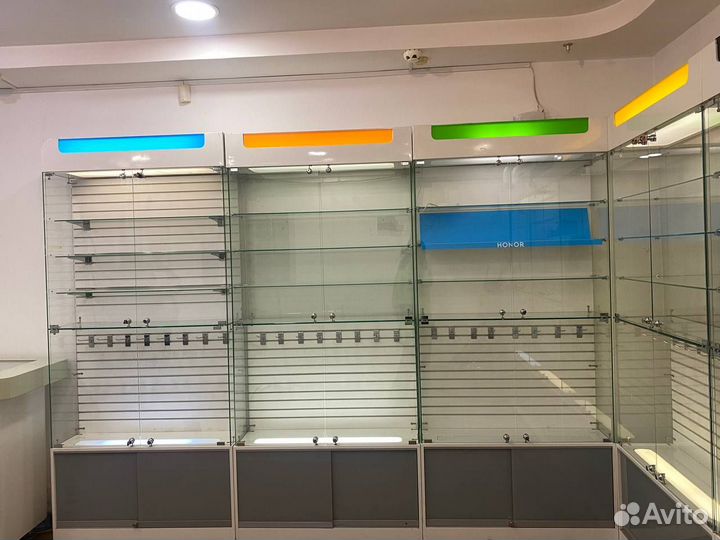 Торговое оборудование для салона сотовой связи