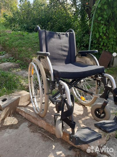 Инвалидная коляска